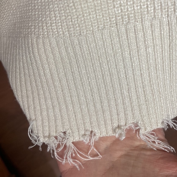 Forever 21 Plus ivory Frayed Sharkbite Sweater Dress size 0X (or regular sz 12) - Picture 12 of 12